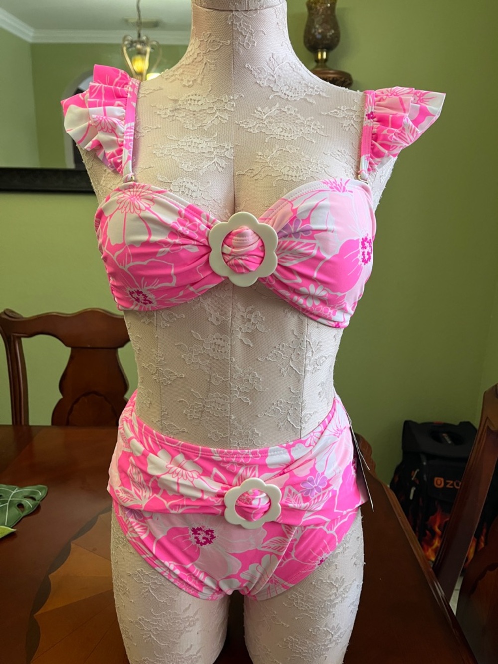 Pink Floral Retro High-Waist Bikini with Decorative Buckles set